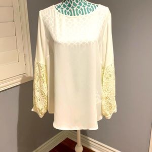 Apt 9 Ivory Blouse with 1/2 lace sleeve L